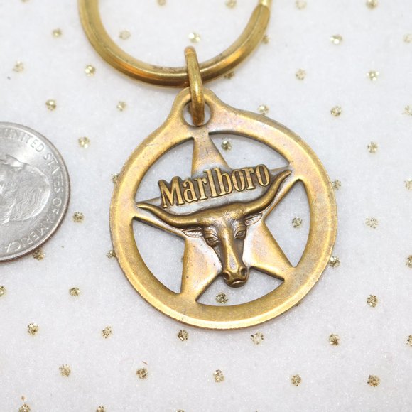 Vintage brass collectible keychain - Picture 2 of 3